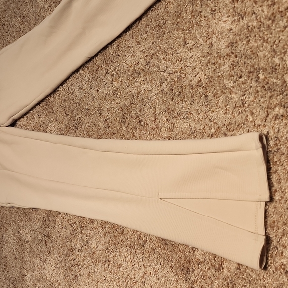 4/$20 NWOT H&M pants with slit - Picture 2 of 3